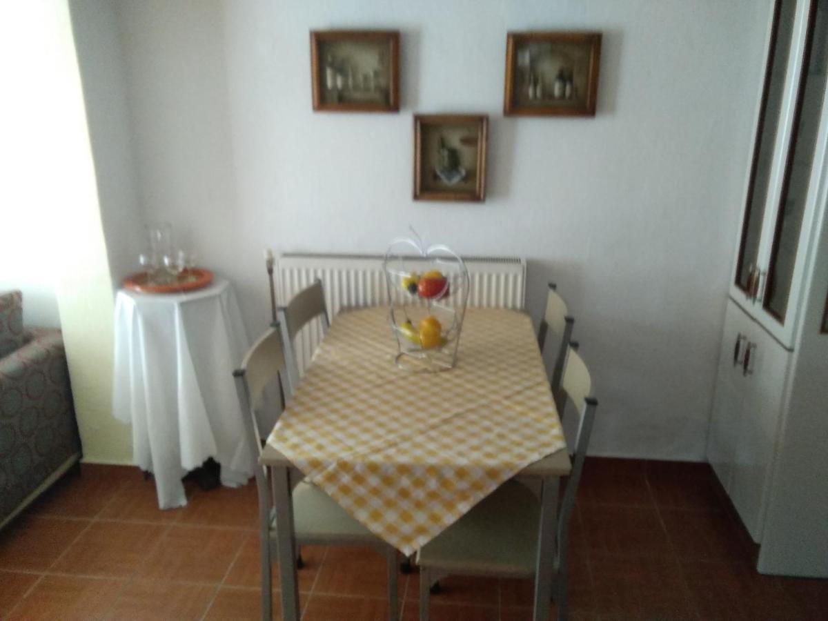Villa Konstantina Néa Skióni Eksteriør bilde